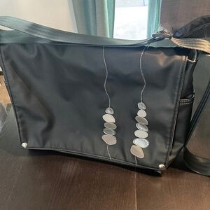 QUEEN BEE by Rebecca Pearcy Messenger Bag